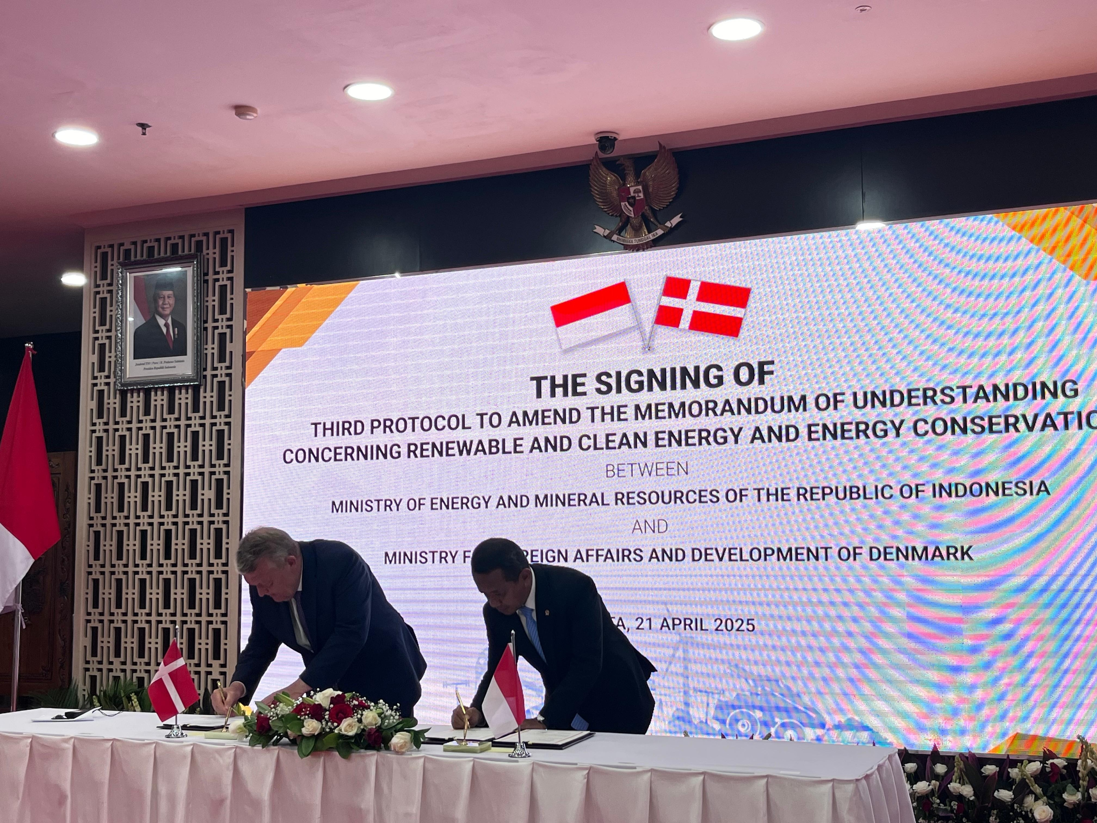 RI dan Denmark Teken Kerja Sama EBT