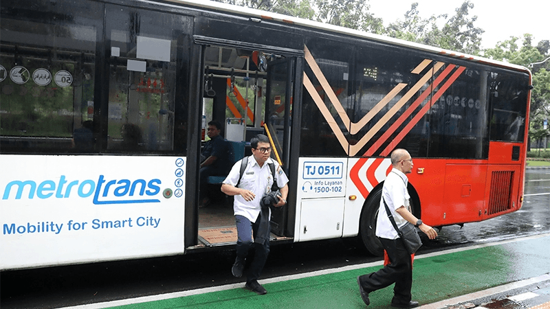 ASN di Jakarta Makin Patuh Naik Angkutan Umum