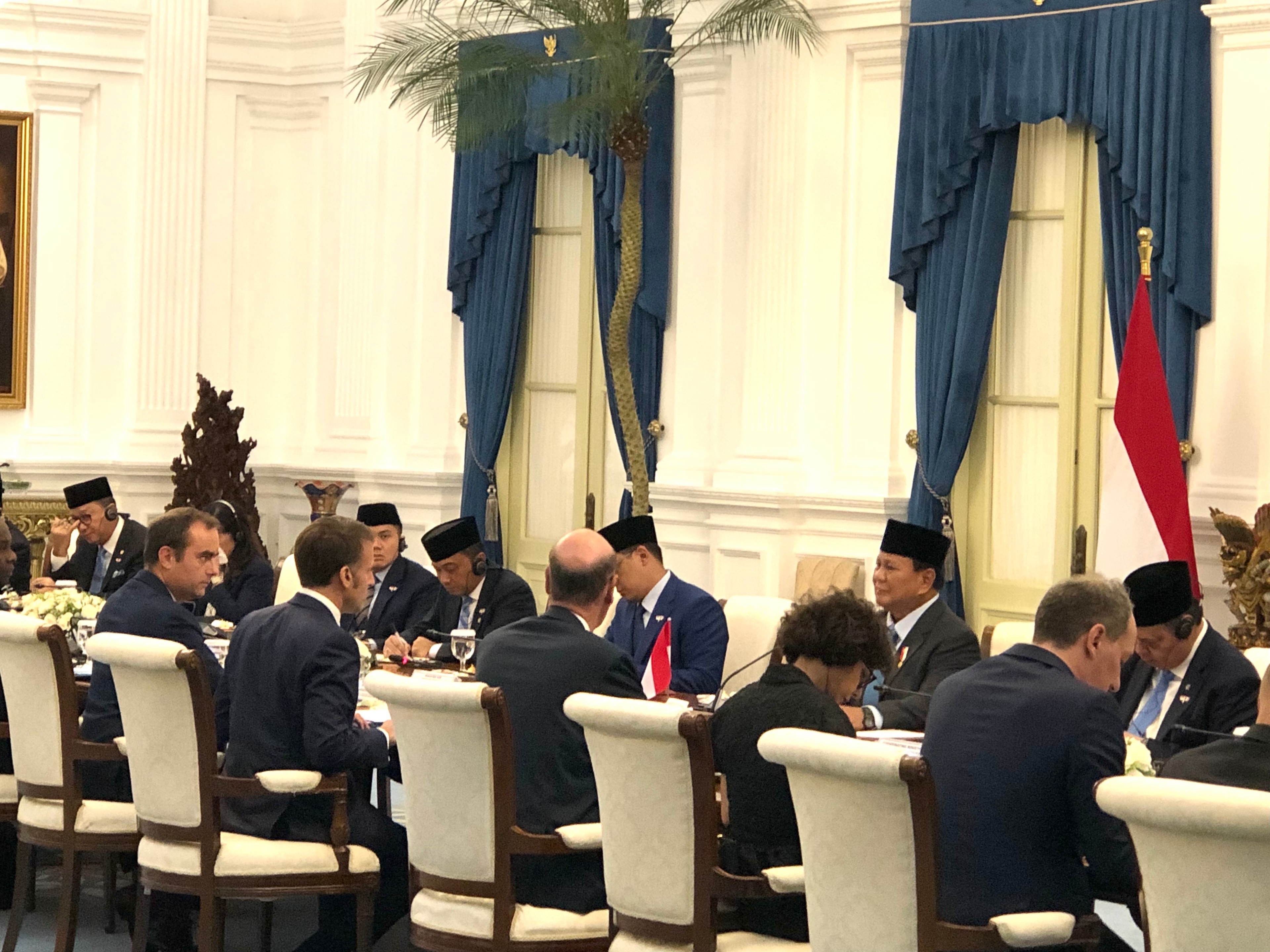 Kunjungan Presiden Macron Hasilkan 21 Kesepakatan Strategis Indonesia-Prancis