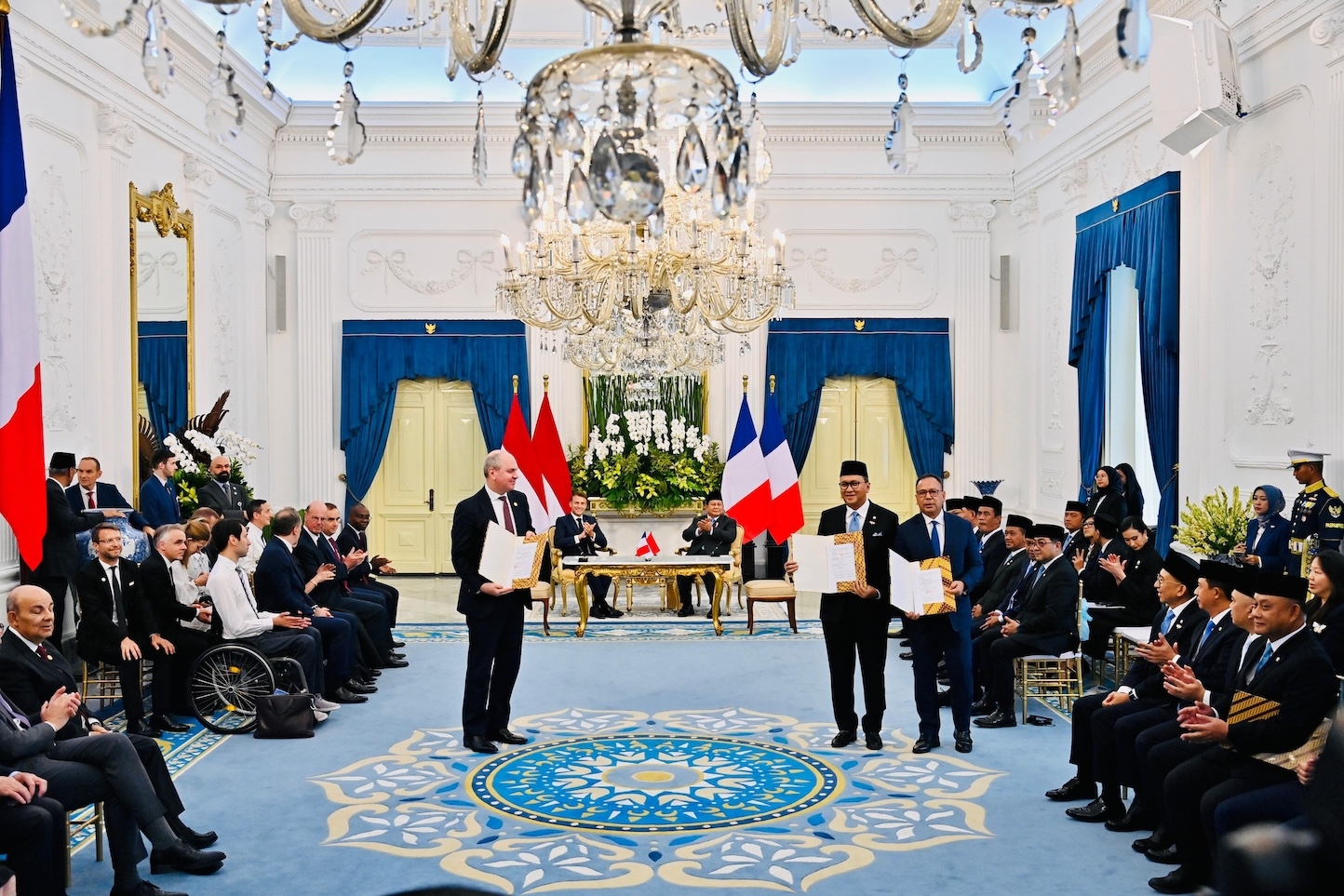 RI-Prancis Jajaki Investasi Strategis Nikel untuk Baterai Kendaraan Listrik