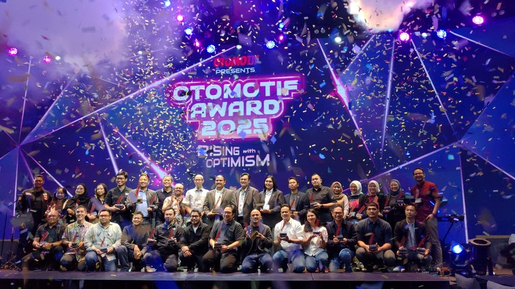 Berkontribusi ke Perekonomian, Skuter Listrik Adora Milik Indomobil Emotor Sabet Penghargaan Tabloid Otomotif