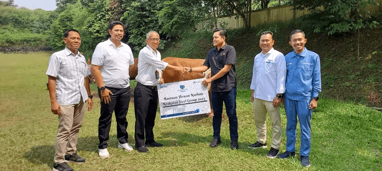 Krakatau Steel Serahkan 189 Hewan Kurban Senilai Rp2 Miliar untuk Warga Cilegon