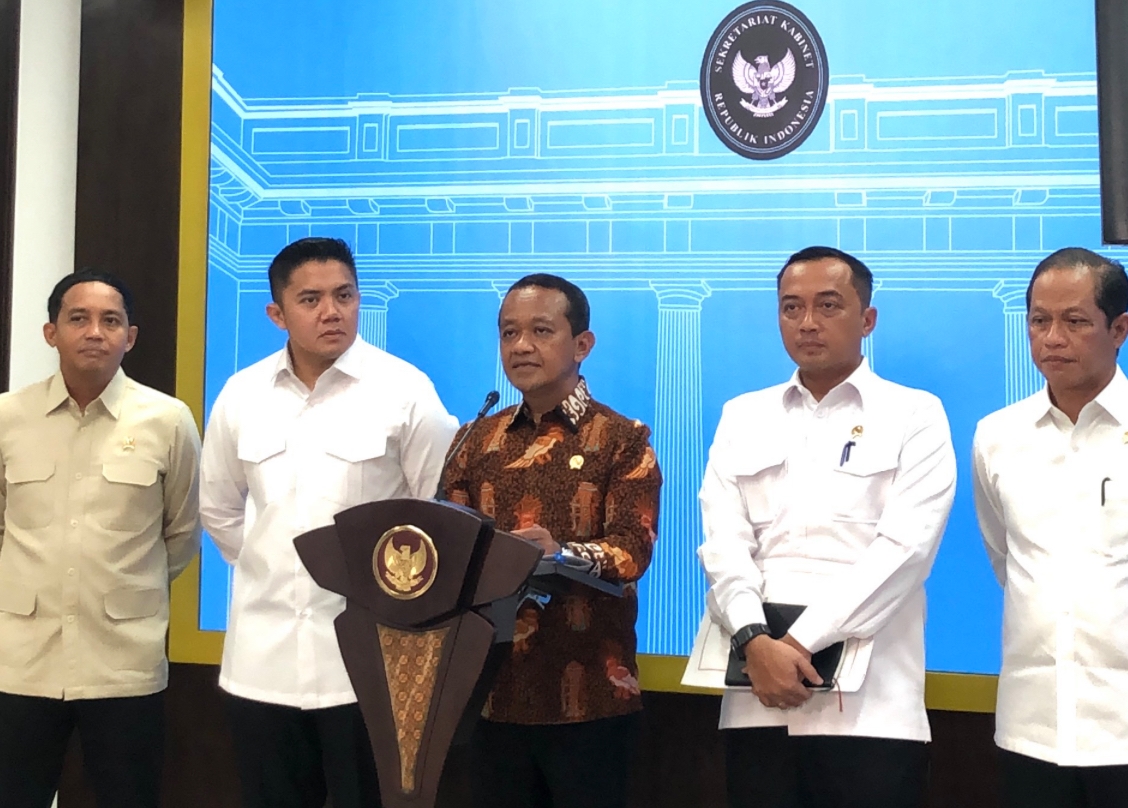 Bahlil Beberkan Alasan Prabowo Cabut 4 Izin Usaha Pertambangan di Raja Ampat