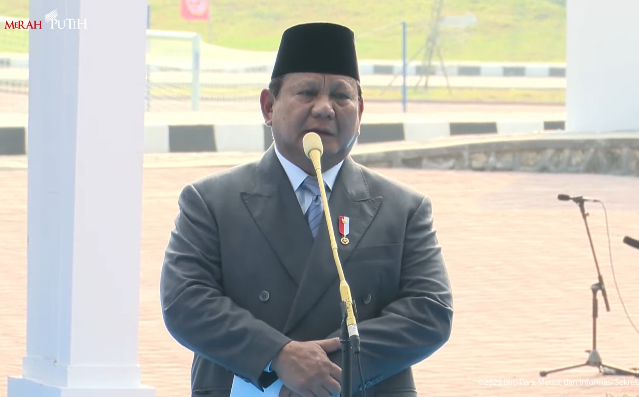 Prabowo Resmikan Kampus Baru UNHAN: Pendidikan adalah Kunci Keberhasilan Bangsa