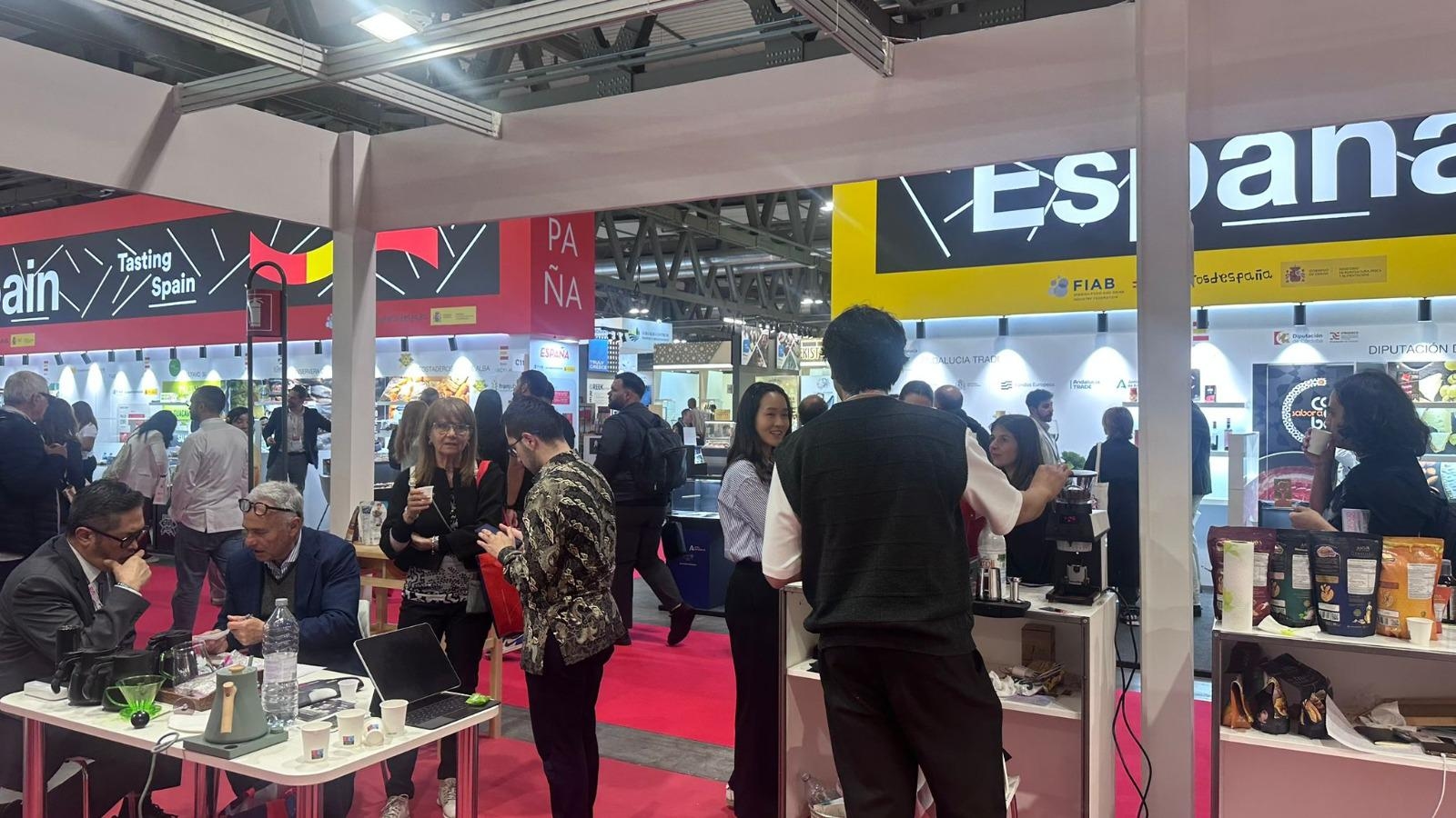 Produk Mamin RI Bukukan Potensi Transaksi Rp71 Miliar di Tuttofood 2025 Italia