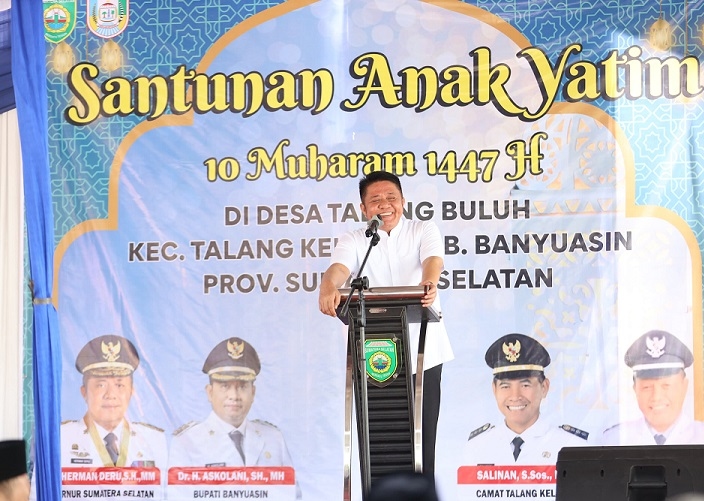 Gubernur Herman Deru Salurkan Santunan 10 Muharram dan Dorong Penguatan Bantuan Hukum di Desa