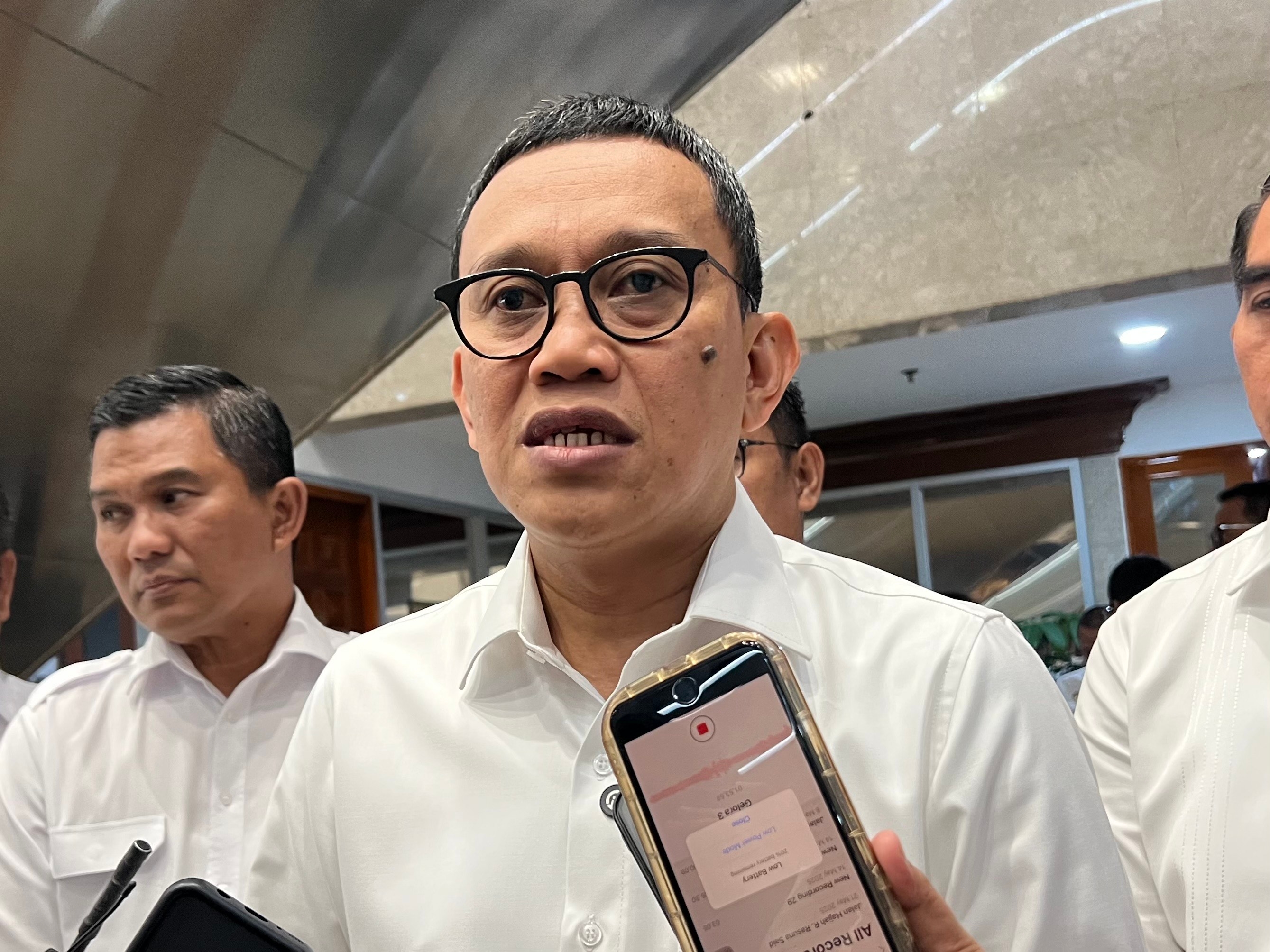 Klarifikasi Menteri Karding Soal Isu Main Domino Bareng Menhut dan Tersangka Pembalakan Liar