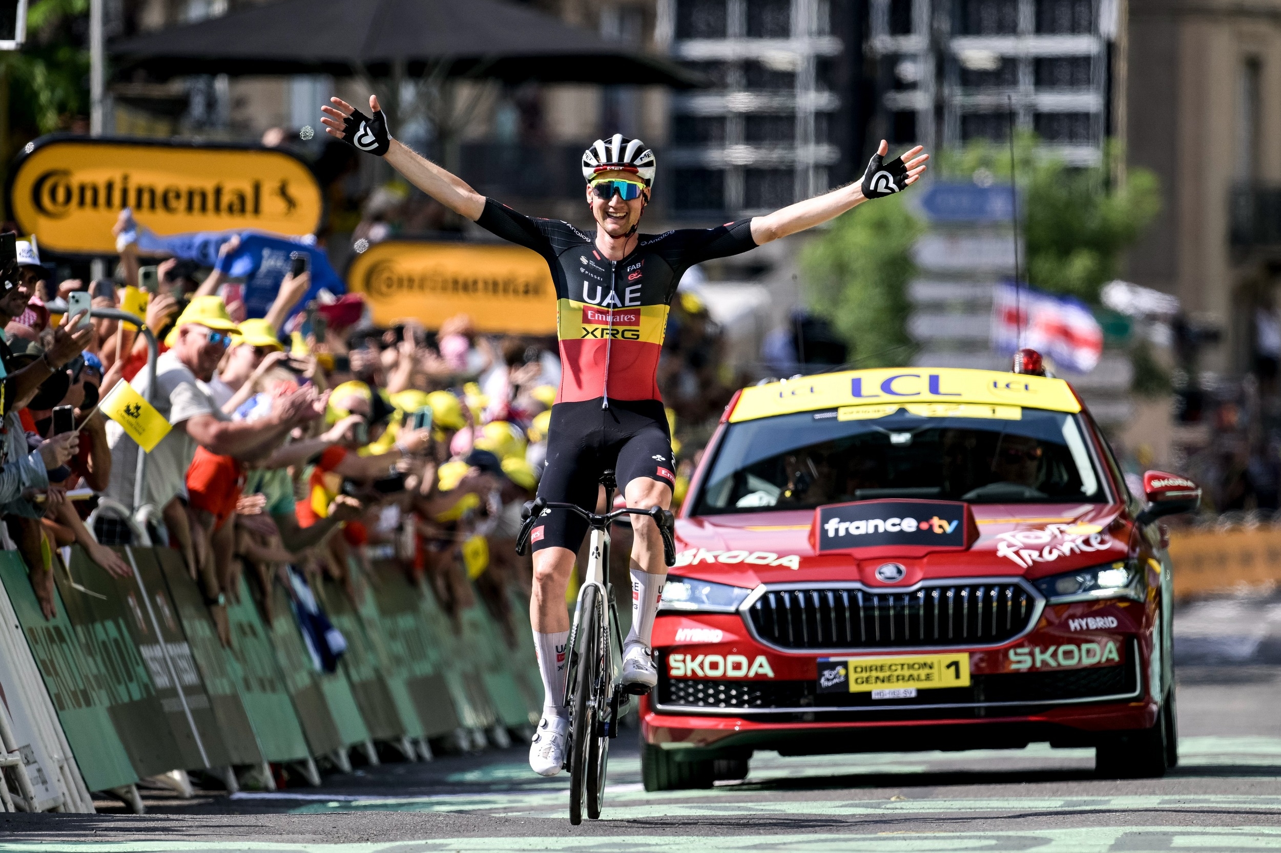 Tour De France: Tim Wellens Cetak Sejarah, Rebut Kemenangan Perdana di Etape 15