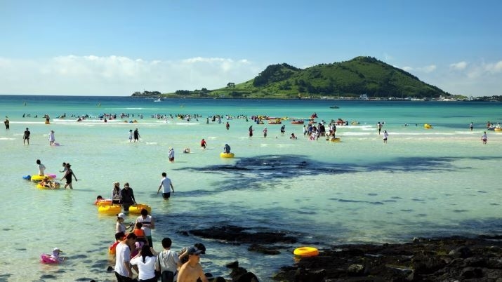 Kepolisian Jeju Terbitkan Panduan untuk Wisatawan Asing, Pelanggar Bisa Didenda Rp2,3 Juta