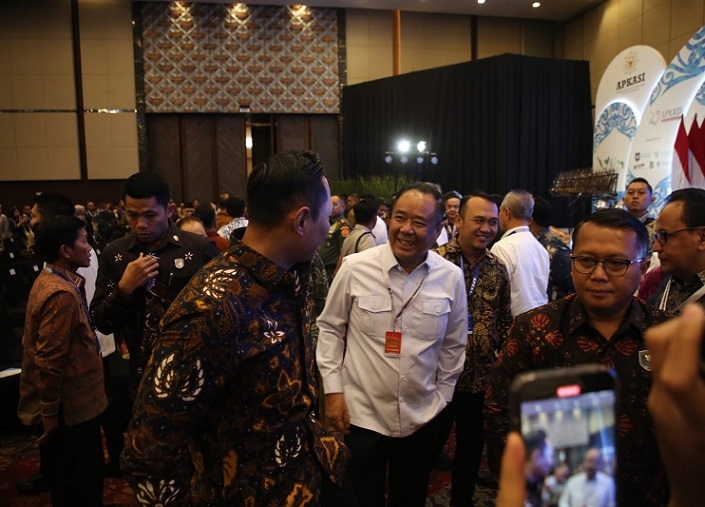 Wagub Cik Ujang Kawal Promosi Investasi Produk Unggulan Sumsel di Apkasi Otonomi Expo 2025