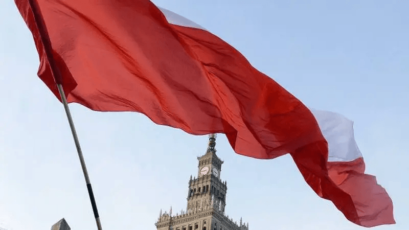 Polandia Tutup Empat Bandara Usai Ancaman Serangan Drone Rusia Dekat Perbatasan Ukraina