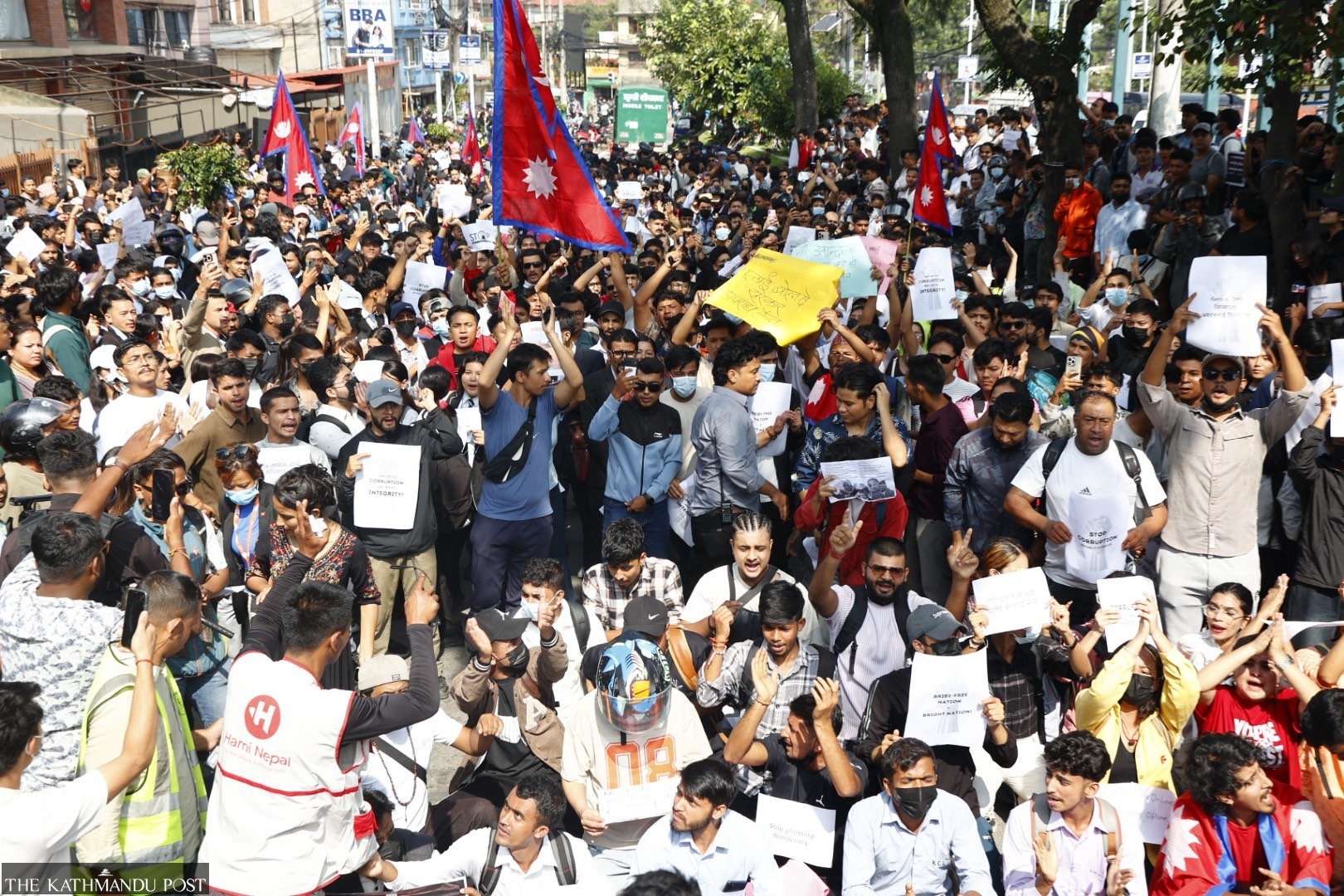 Nepal Darurat: Protes Gen Z Berujung Tragedi, 14 Tewas Usai Larangan Media Sosial