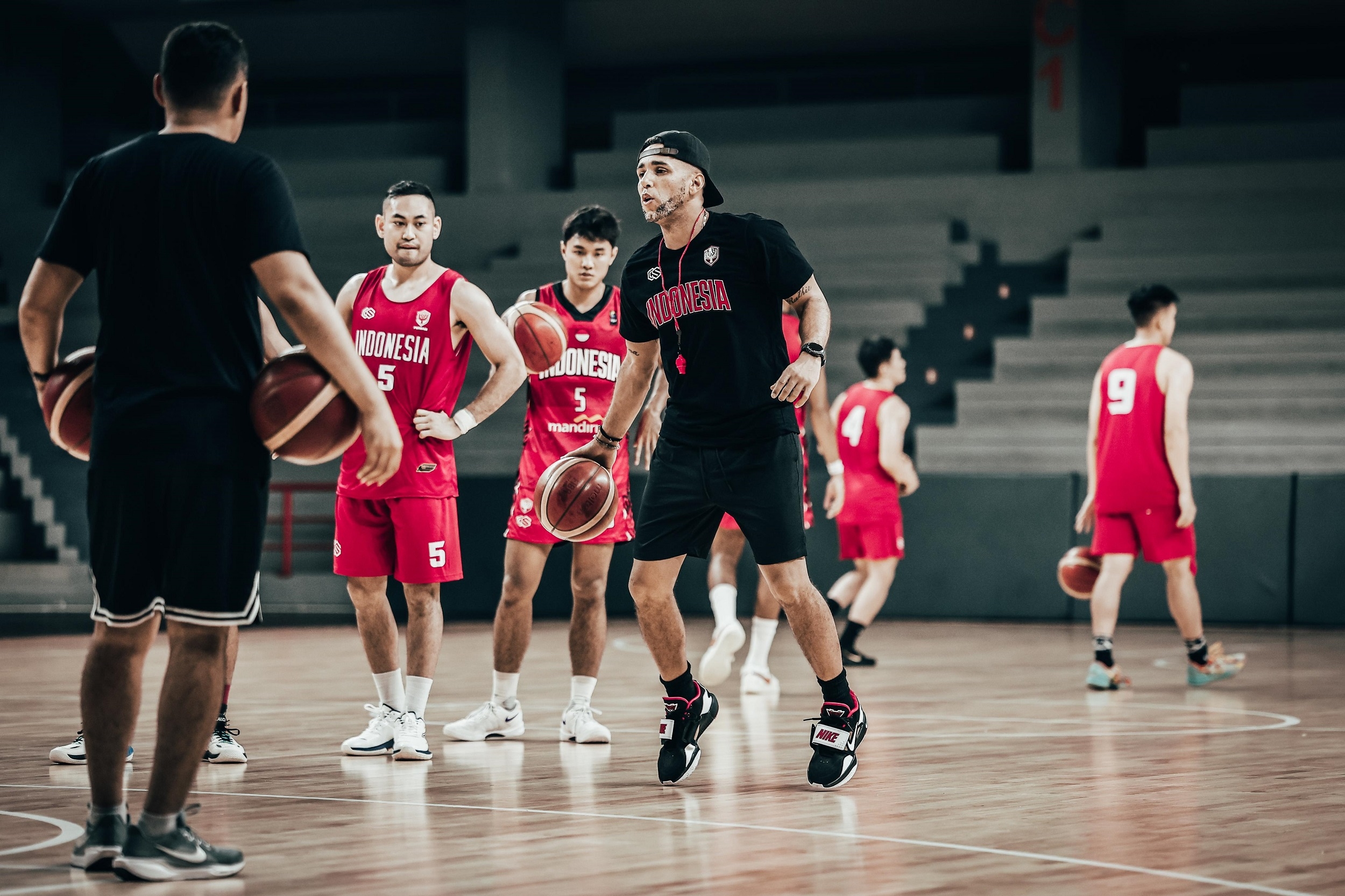 Timnas Basket Putra Mulai TC Persiapan SEA Games 2025, David Singleton Cari Skuad Paling Kompetitif