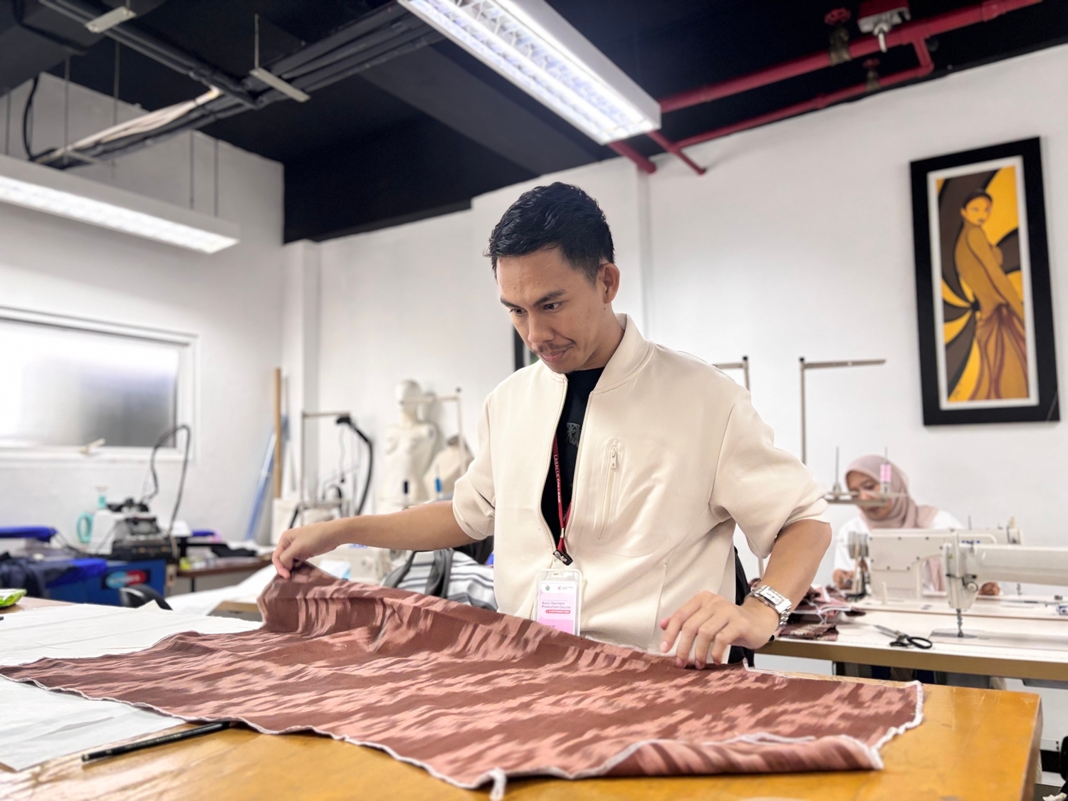 PalmCo Dorong UMKM Wastra Naik Kelas Lewat Pelatihan Fesyen Premium