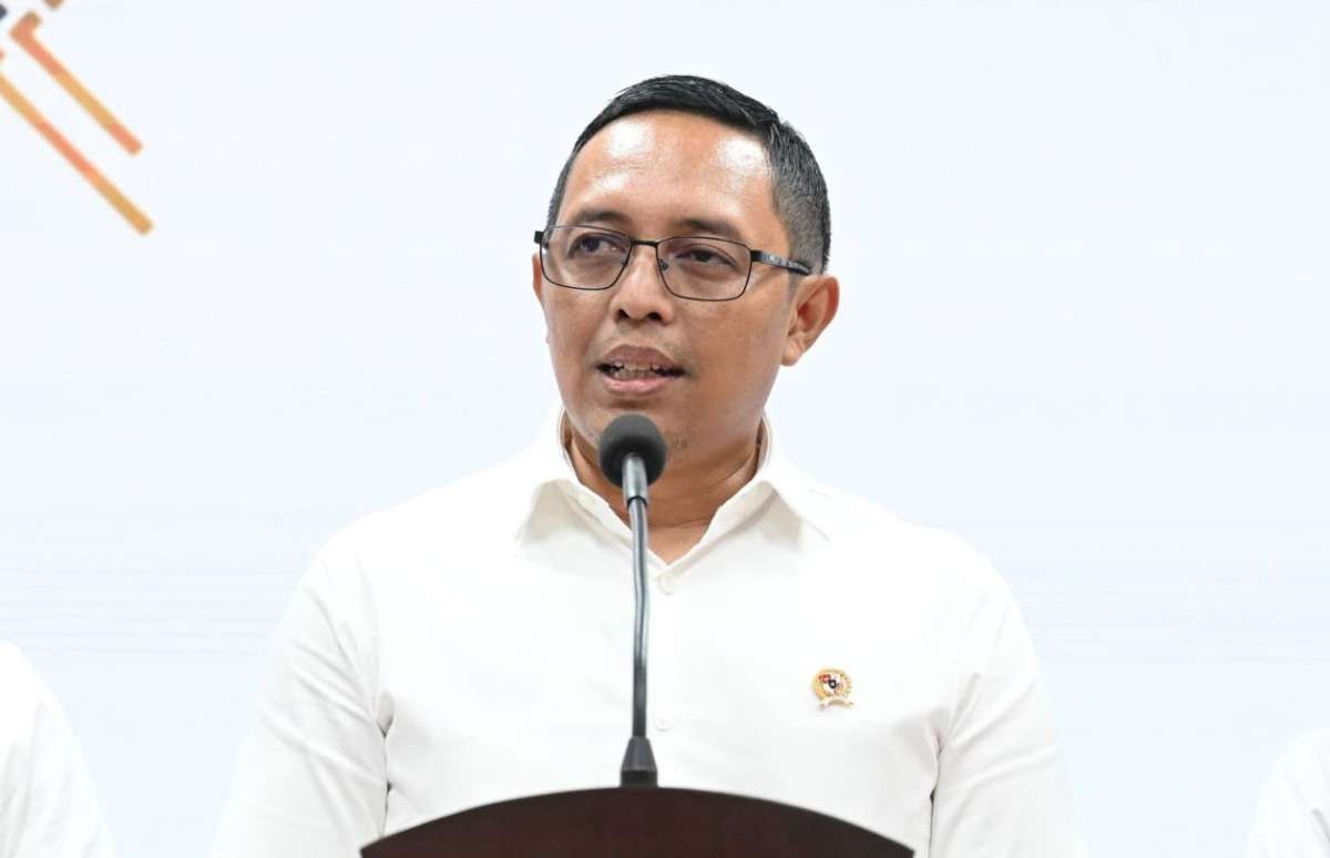 Hasan Nasbi Resmi Diangkat Jadi Komisaris PT Pertamina