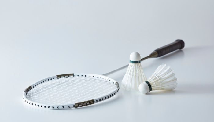 20 Rekomendasi Raket Badminton Terbaik untuk Pemula, Murah dan Berkualitas!