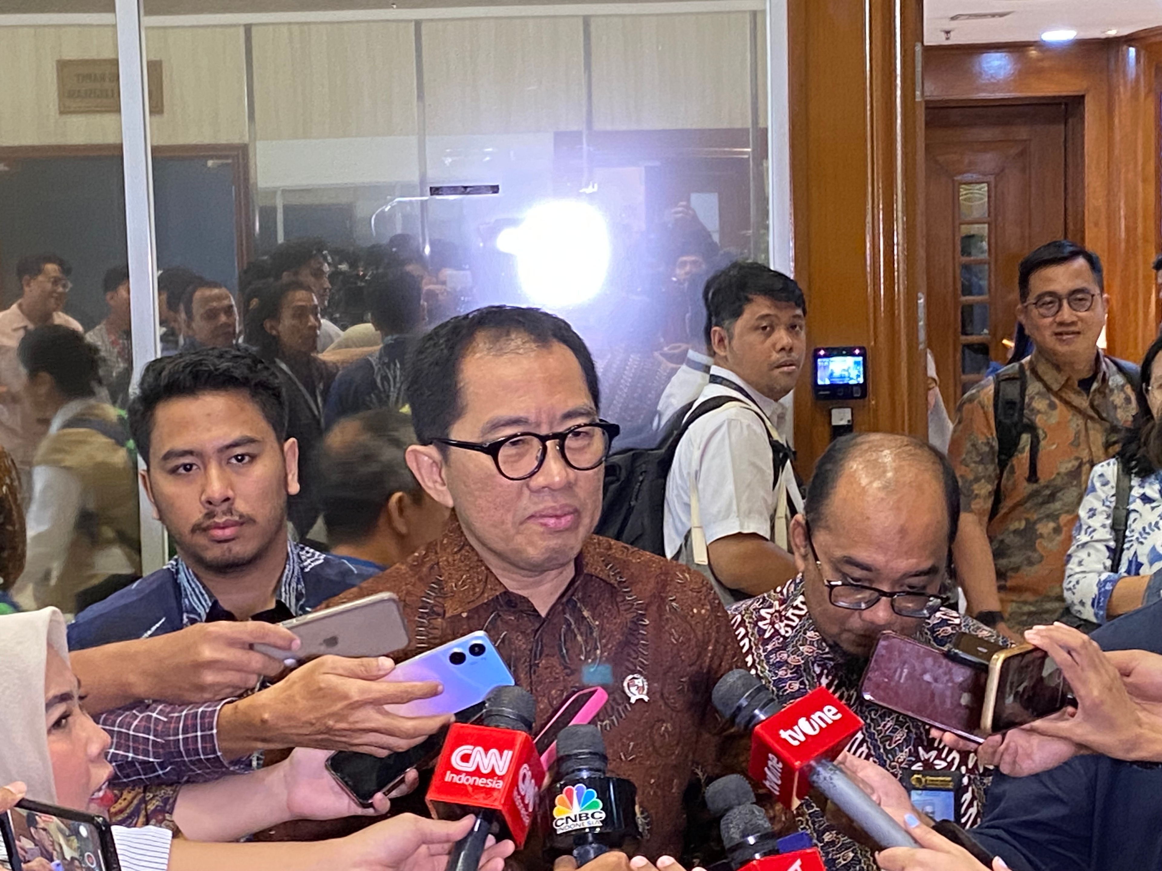 Dorong Investasi, Wamenperin Minta Produsen Baja Global Tidak Hanya Impor tapi Produksi di Indonesia