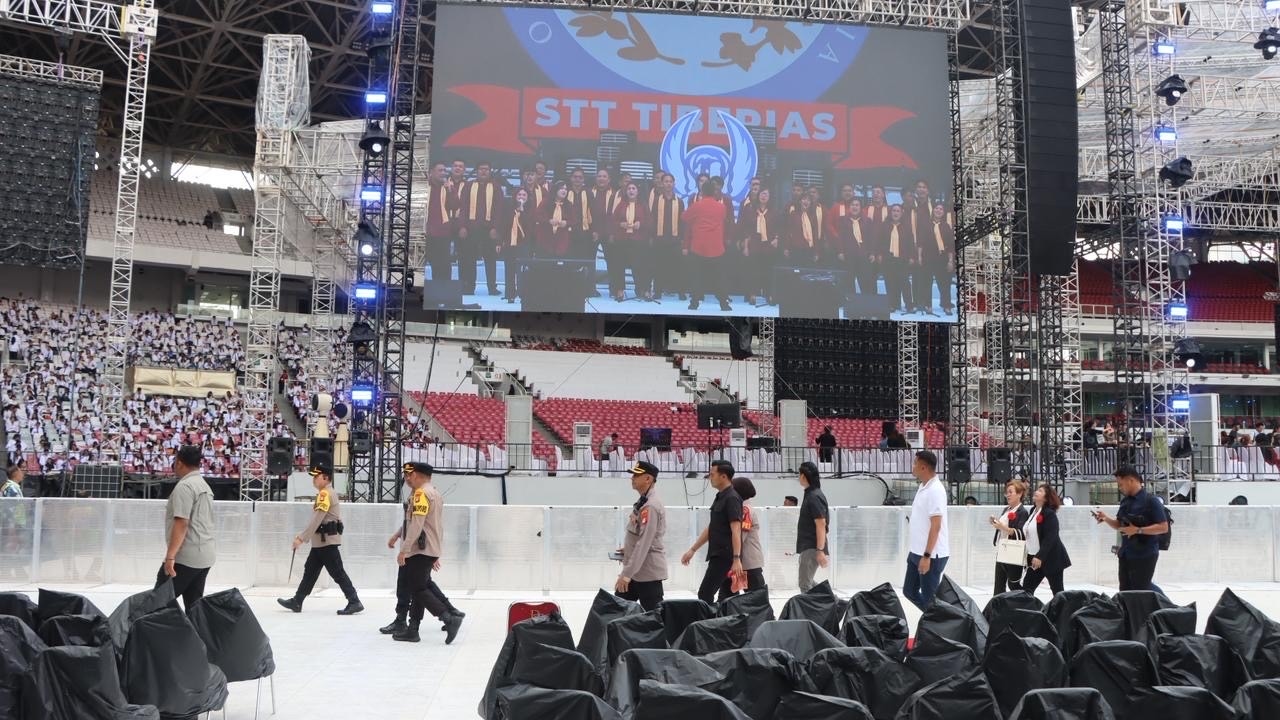 1.600 Personel Gabungan Amankan Perayaan Natal Gereja Tiberias di GBK