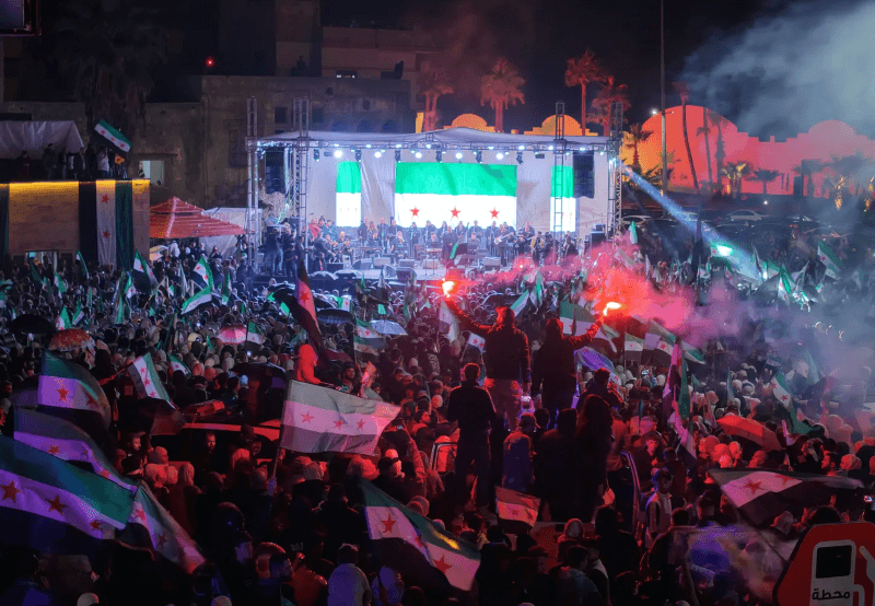 Suriah Rayakan Satu Tahun Jatuhnya Rezim Assad, Warga Semakin Optimistis Masa Depan Lebih Baik