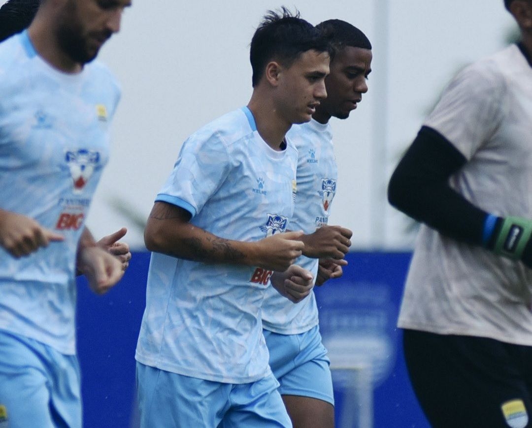 Persib vs Persija: Bojan Hodak Pastikan Eliano Reijnders dan Beckam Putra Pulih