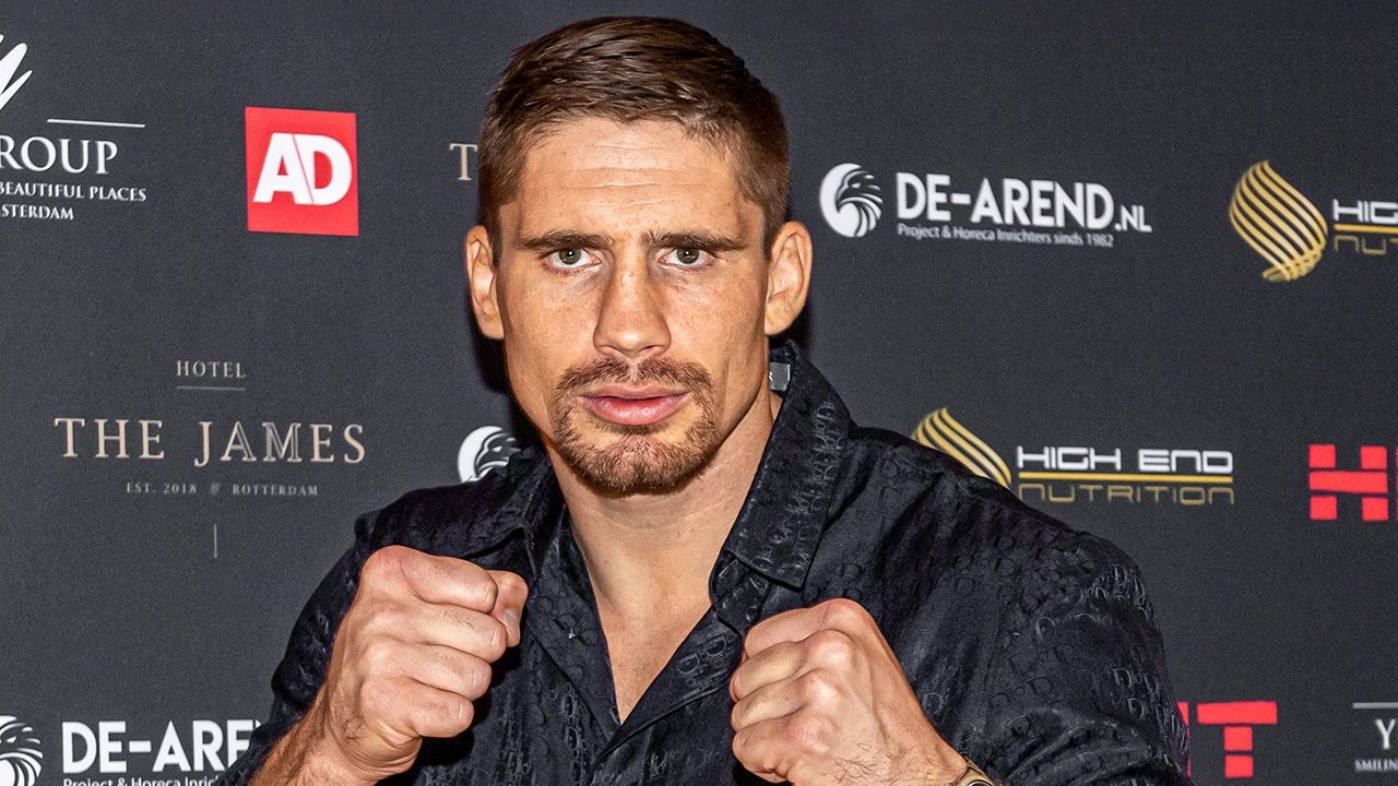Tantang Oleksandr Usyk, Legenda Kickboxing Rico Verhoeven Usul Duel Pakai Aturan Hibrida