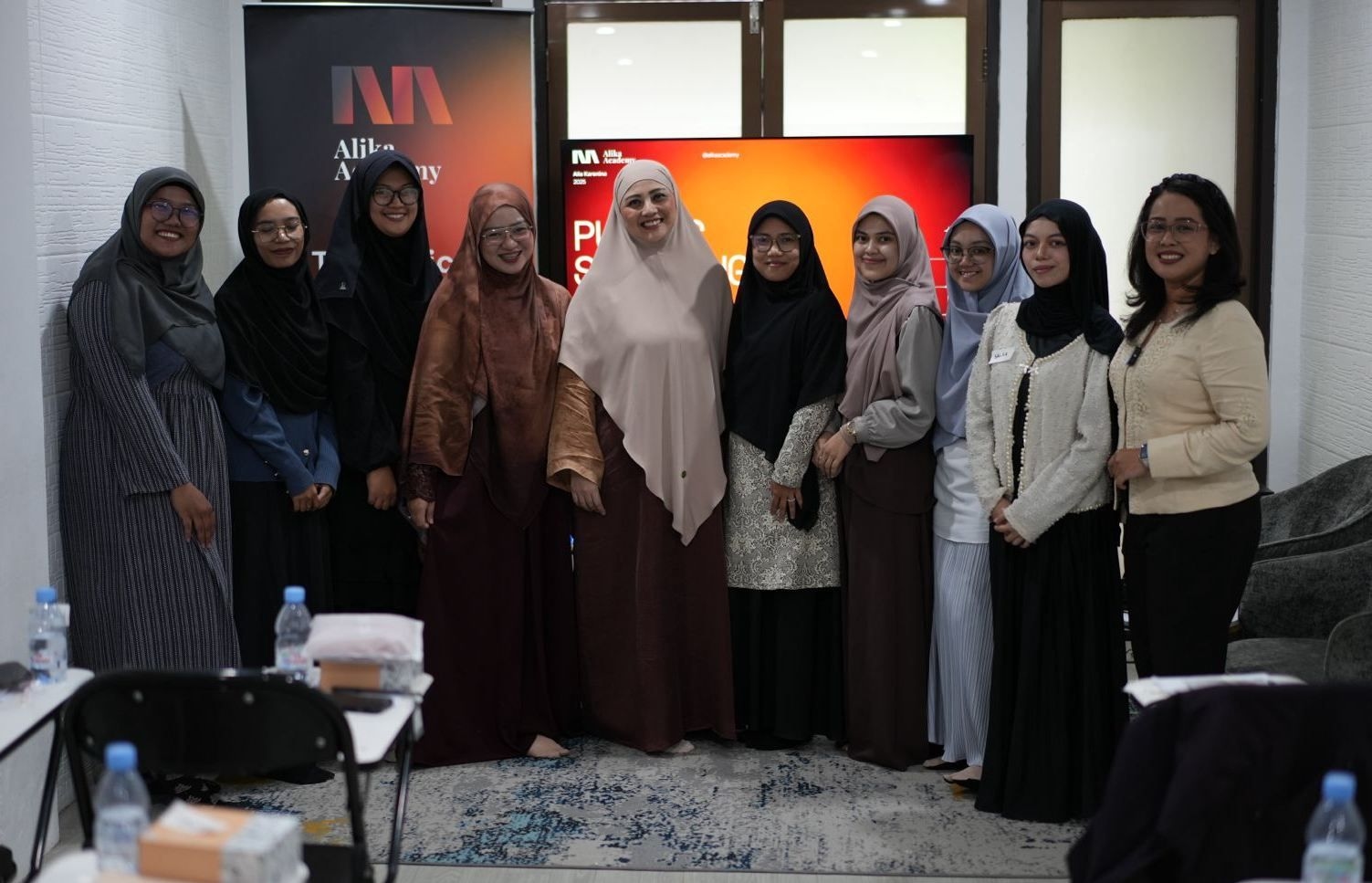 Banjir Informasi Tuntut Kemampuan Komunikasi Efektif dan Strategis