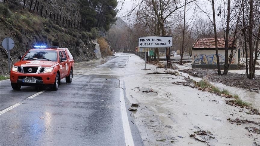 Badai Leonardo Terjang Spanyol dan Portugal, Picu Banjir dan Longsor, Ribuan Warga Dievakuasi