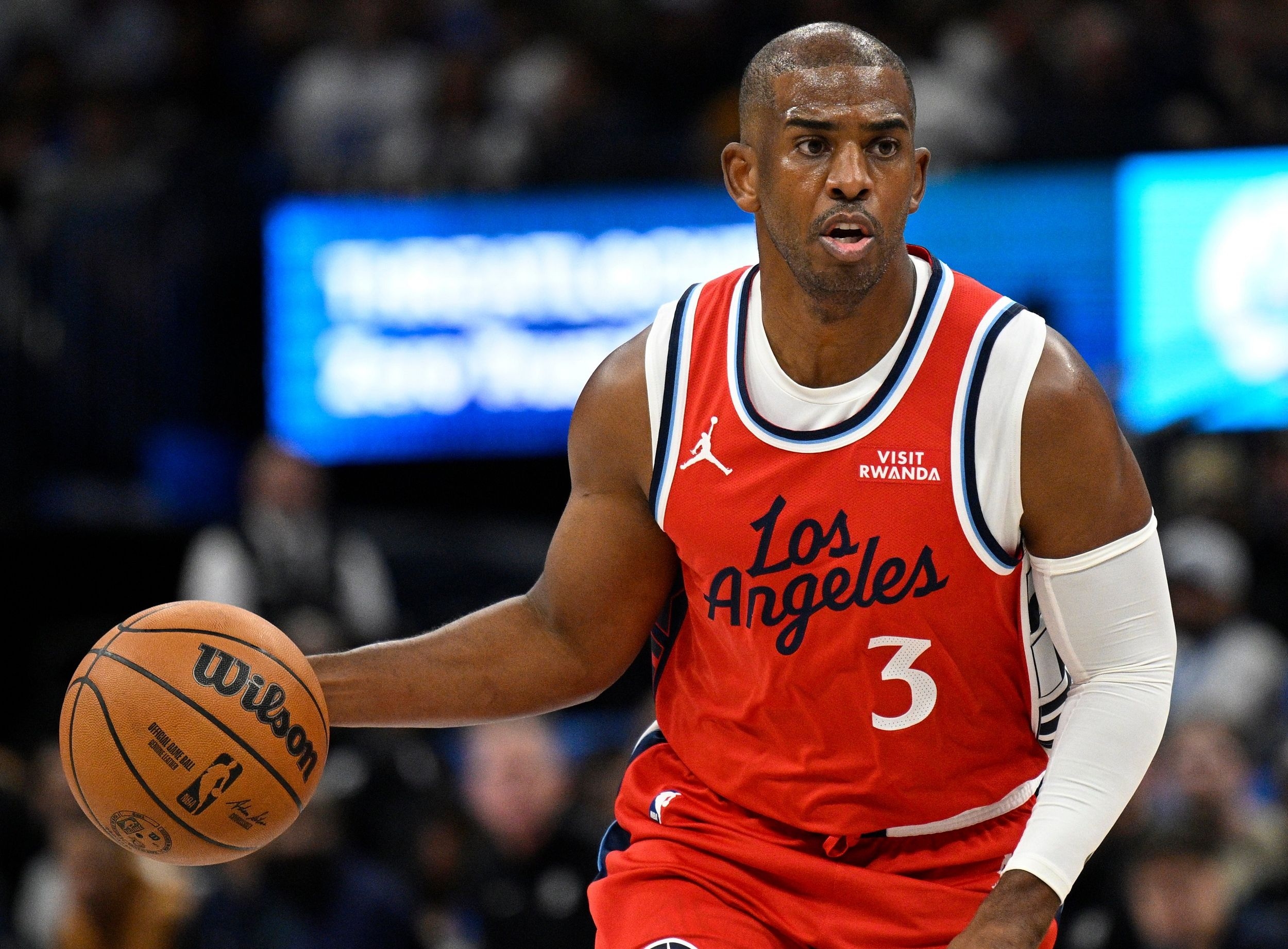 ​'Point God' Pamit, Chris Paul Resmi Umumkan Pensiun Setelah 21 Musim di NBA