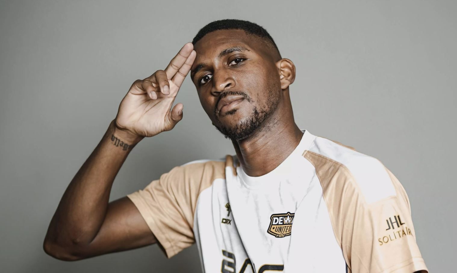 Perkuat Sektor Pertahanan, Dewa United Bek Kokoh Asal Jamaika Damion Lowe