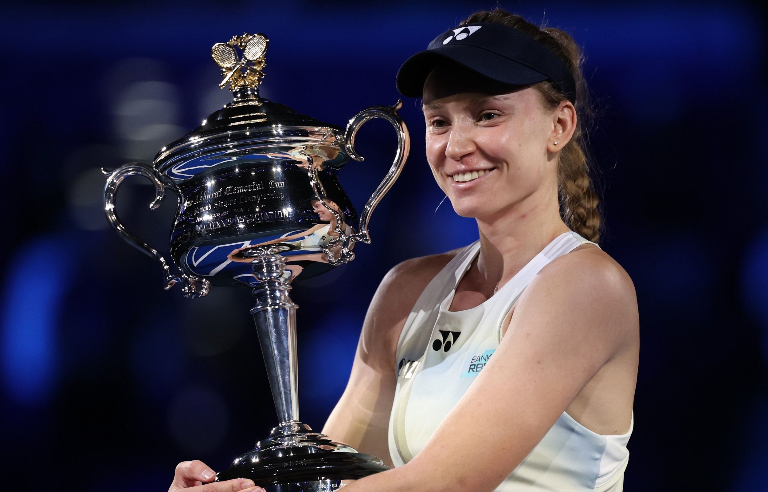 Comeback Fantastis Bungkam Aryna Sabalenka, Elena Rybakina Rengkuh Gelar Australia Terbuka