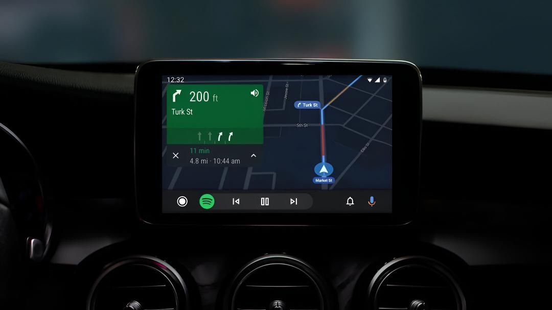 Asisten Google di Android Auto Dikeluhkan, Pengguna Menunggu Gemini yang Tak Kunjung Merata