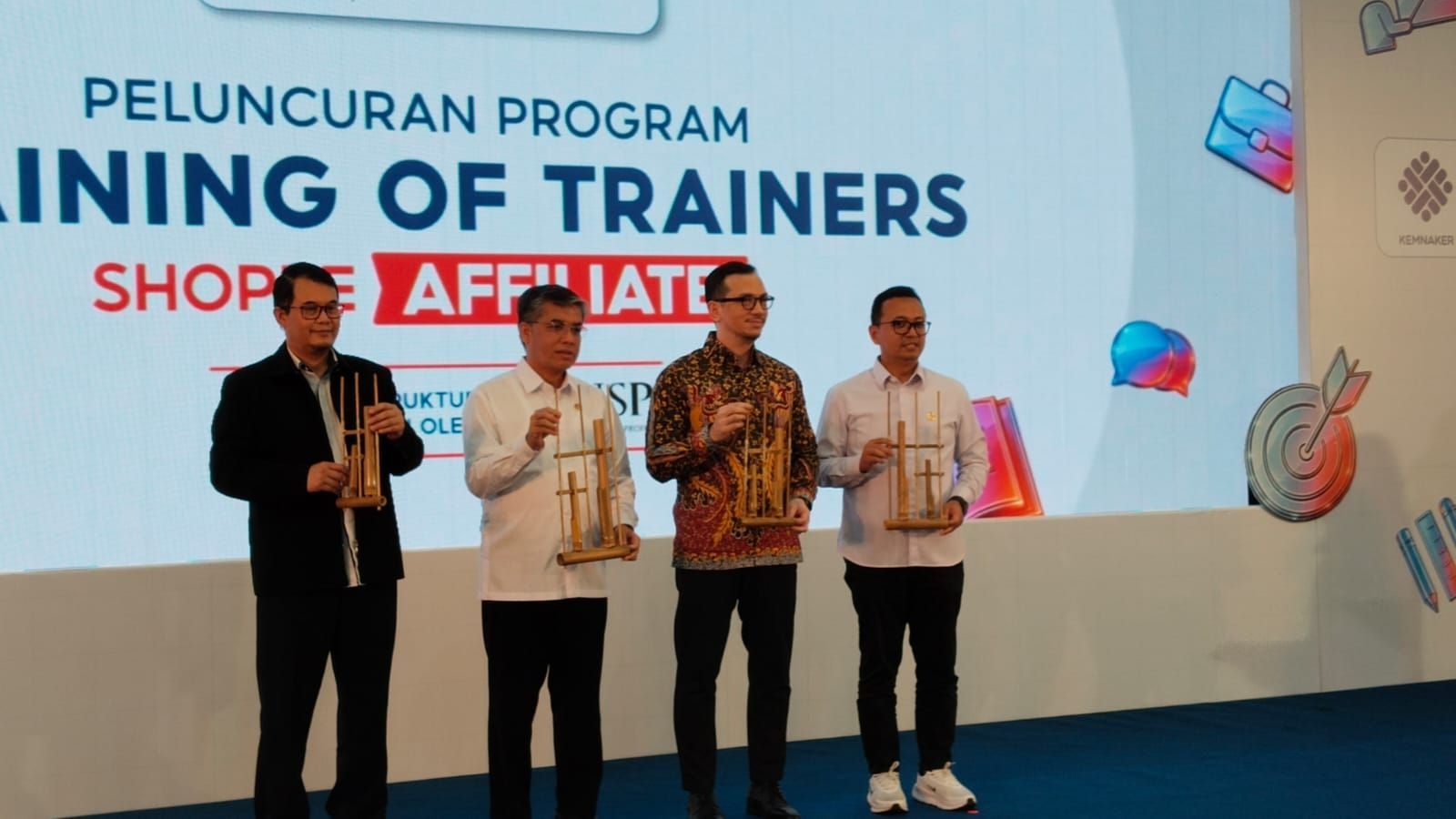 Kemnaker dan Shopee Kerja Sama Tingkatkan Kompetensi SDM Lewat E-commerce 