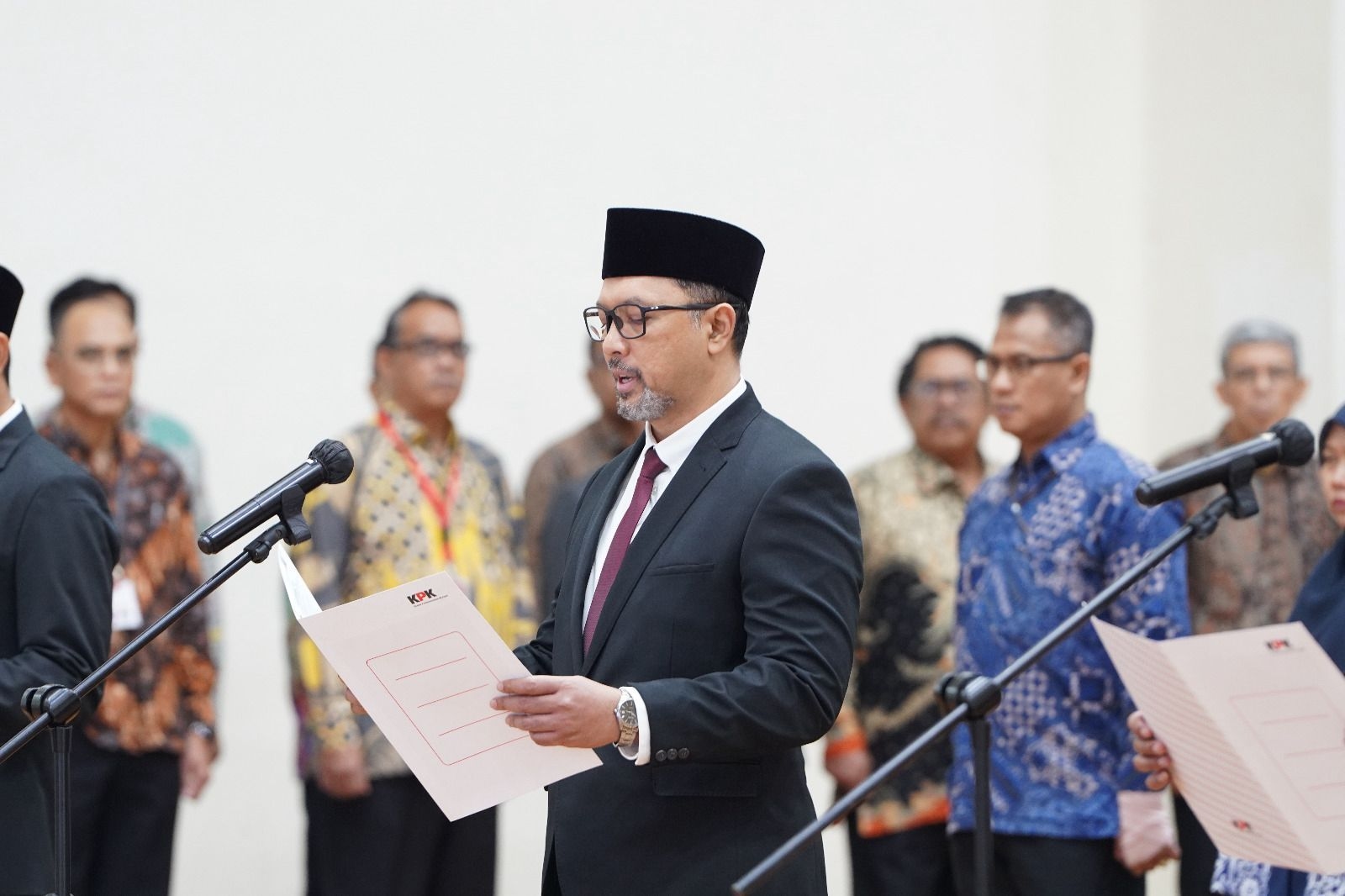 KPK Lantik 5 Direktur dan Satu Kabiro, Tessa Mahardhika hingga Budhi Sarumpaet Isi Pos Strategis