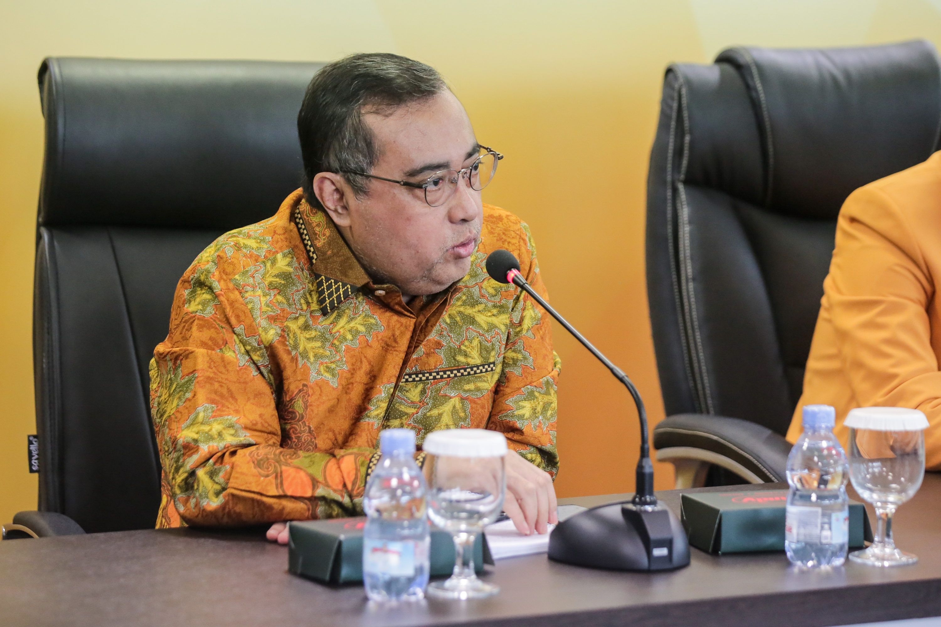 Komisi IX DPR Usul Guru Honorer Diprioritaskan Diangkat PPPK Sebelum Pegawai SPPG