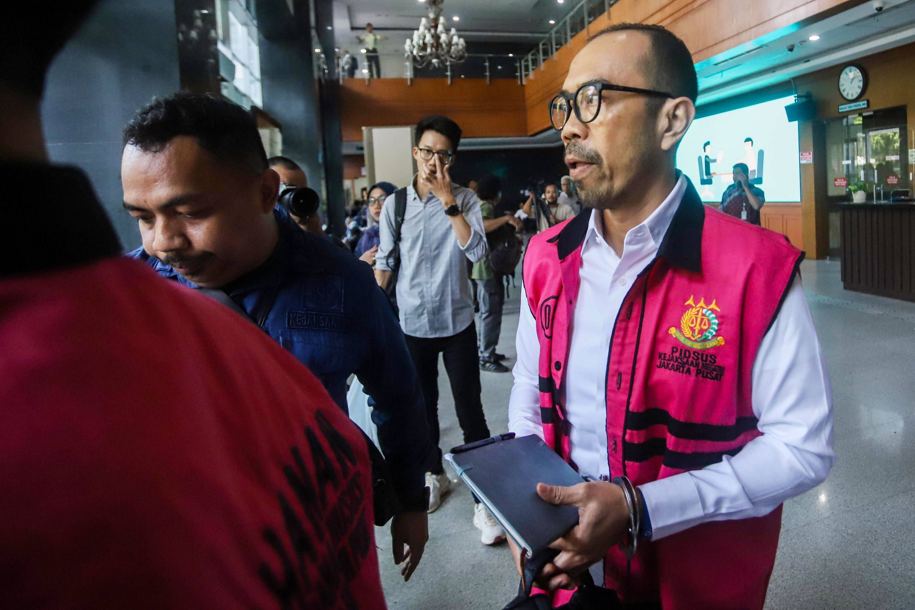 Penggeledahan Rumah Bikin Riva Siahaan dan Keluarga Terdampak Psikologis