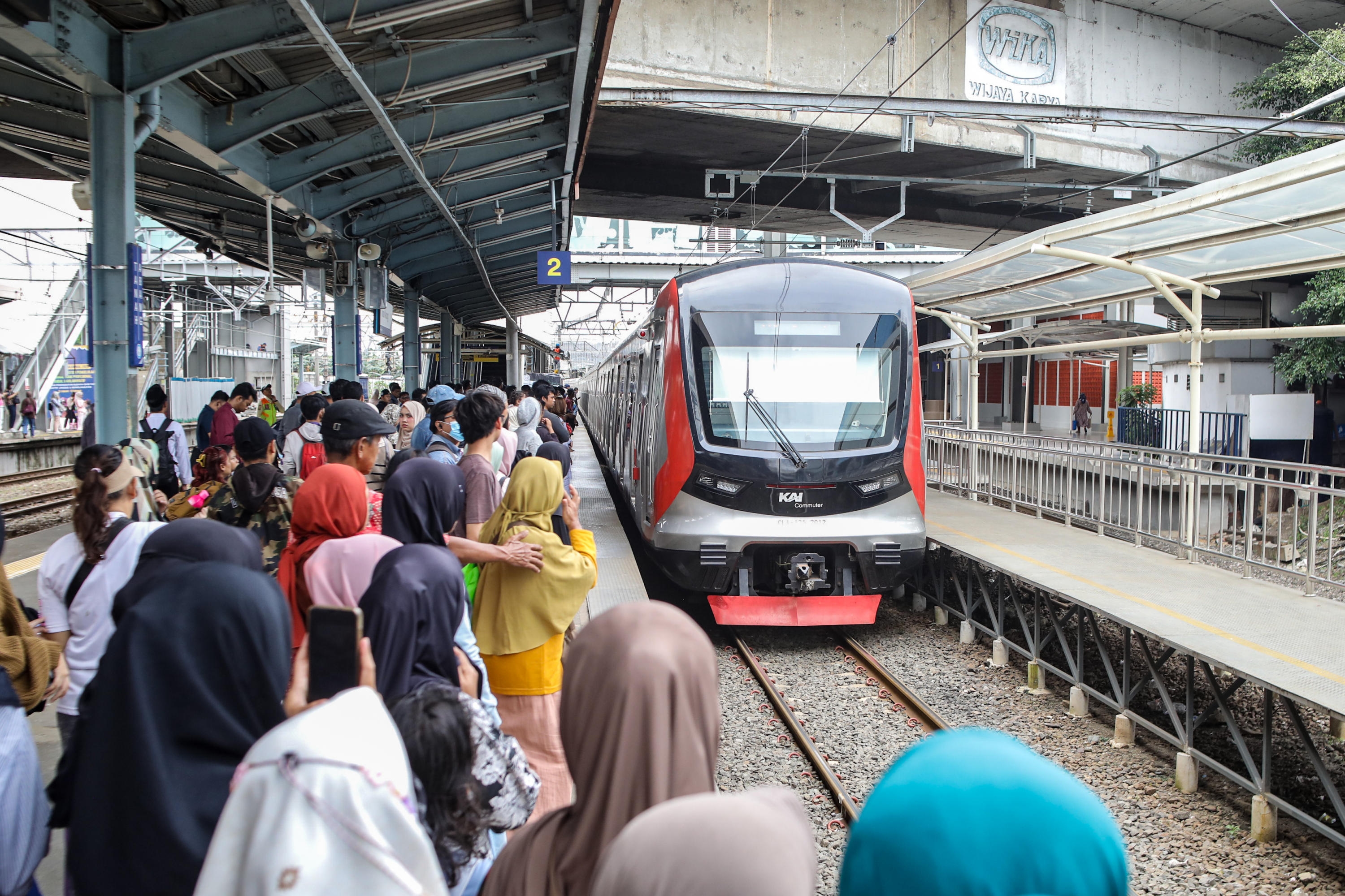 Distribusi Pangan Lancar, Kereta Petani KAI Angkut 11 Ribu Pelanggan di Lintas Merak