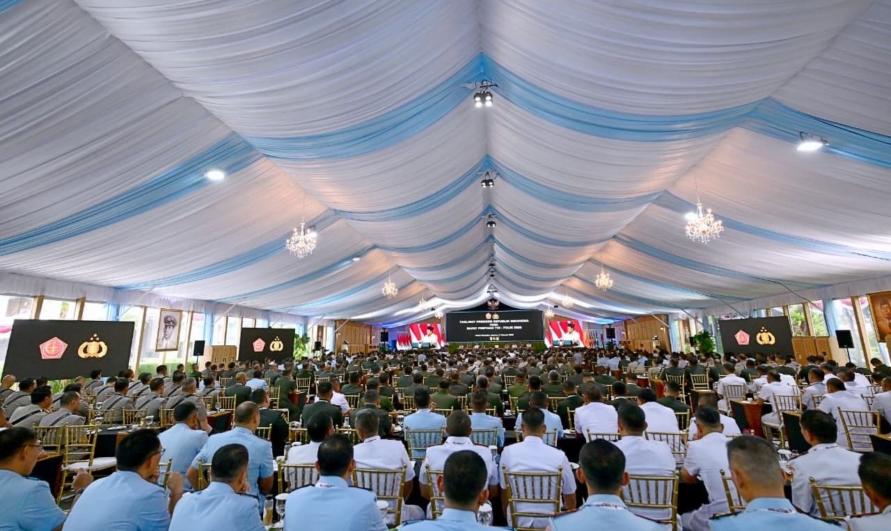 Presiden Beri Arahan di Rapim TNI-Polri, Tekankan Profesionalisme dan Kepentingan Rakyat