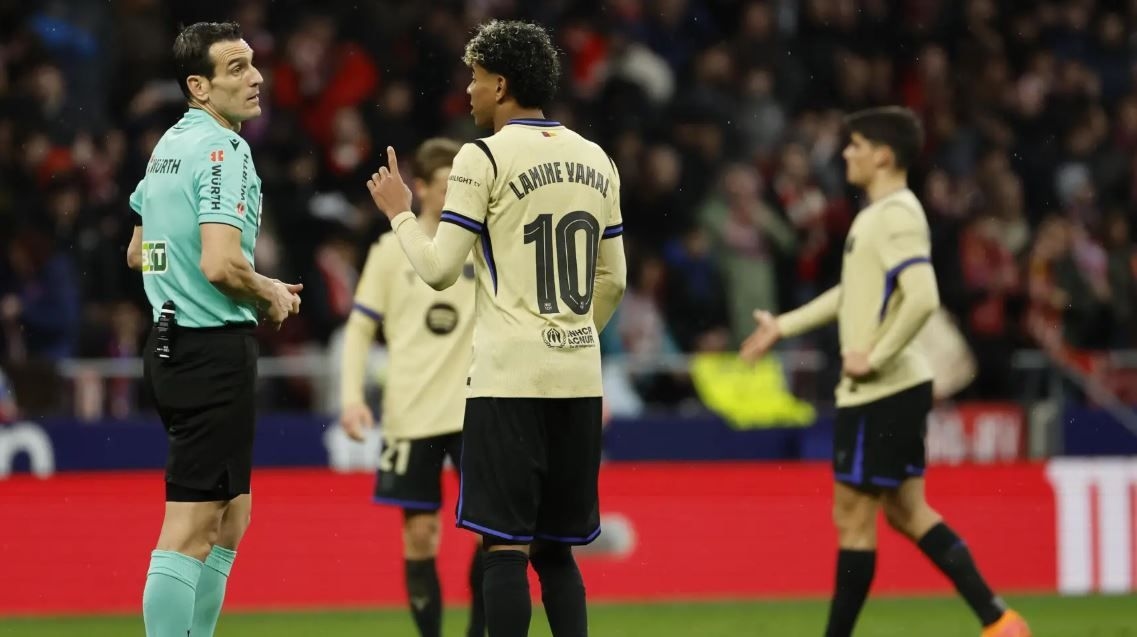 Barcelona Kirim Surat Keluhan, Pertanyakan Konsistensi Wasit dan Penjelasan VAR