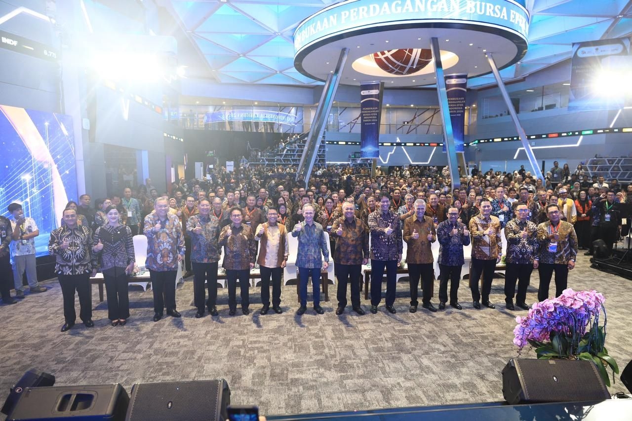 Buka Perdagangan Bursa 2026, Bos OJK: Fokus ke Ekonomi Hijau hingga Likuiditas