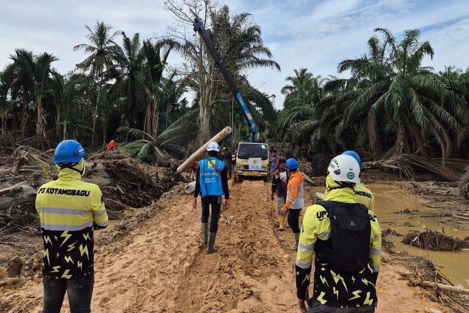 PLN Kebut Pemulihan Listrik di 176 Desa Aceh Pascabencana