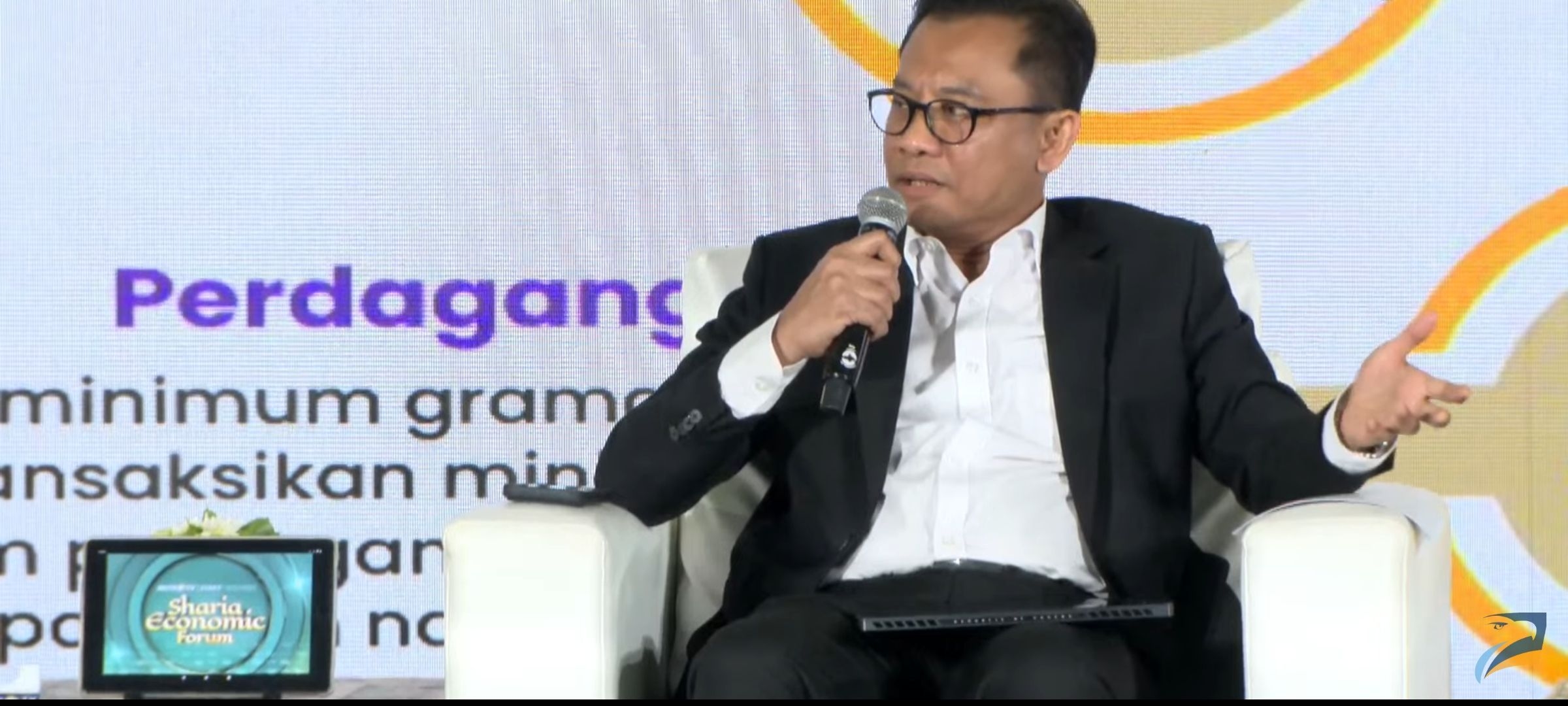 OJK Kebut RUU Ekonomi Syariah, Payung Hukum Terintegrasi Untuk Industri