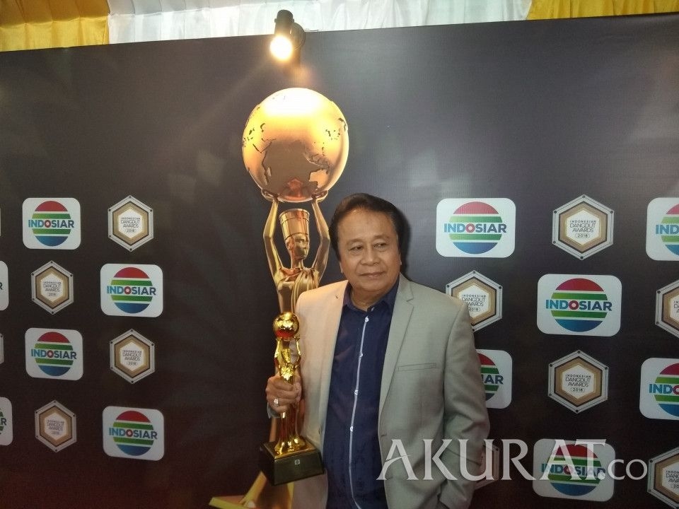 Ciuman Terakhir di Kening, Mansyur S Berpisah dengan Istri