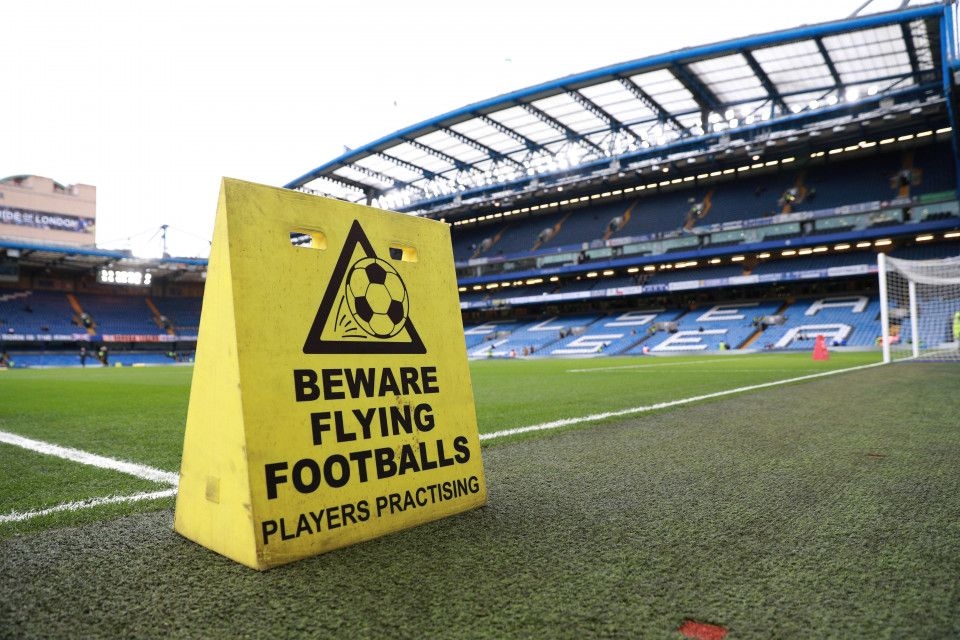 Jadwal Siaran Langsung Sepakbola Eropa Malam Ini: West Ham vs MU, Napoli vs Como