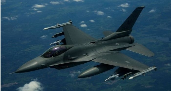 Jet Tempur F-16 Taiwan Jatuh Saat Latihan, Pilot Diduga Melontarkan Diri