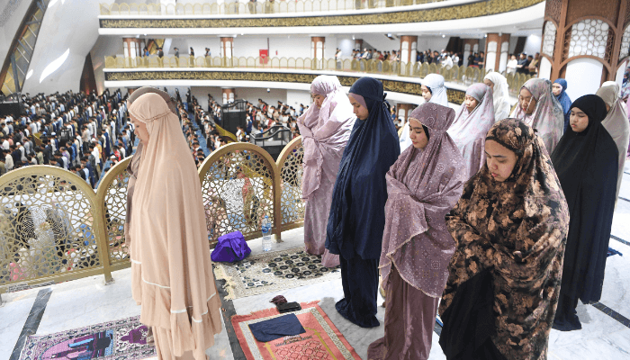 Apa Hukum Qodho Sholat Tarawih bagi Muslim yang Berpuasa?