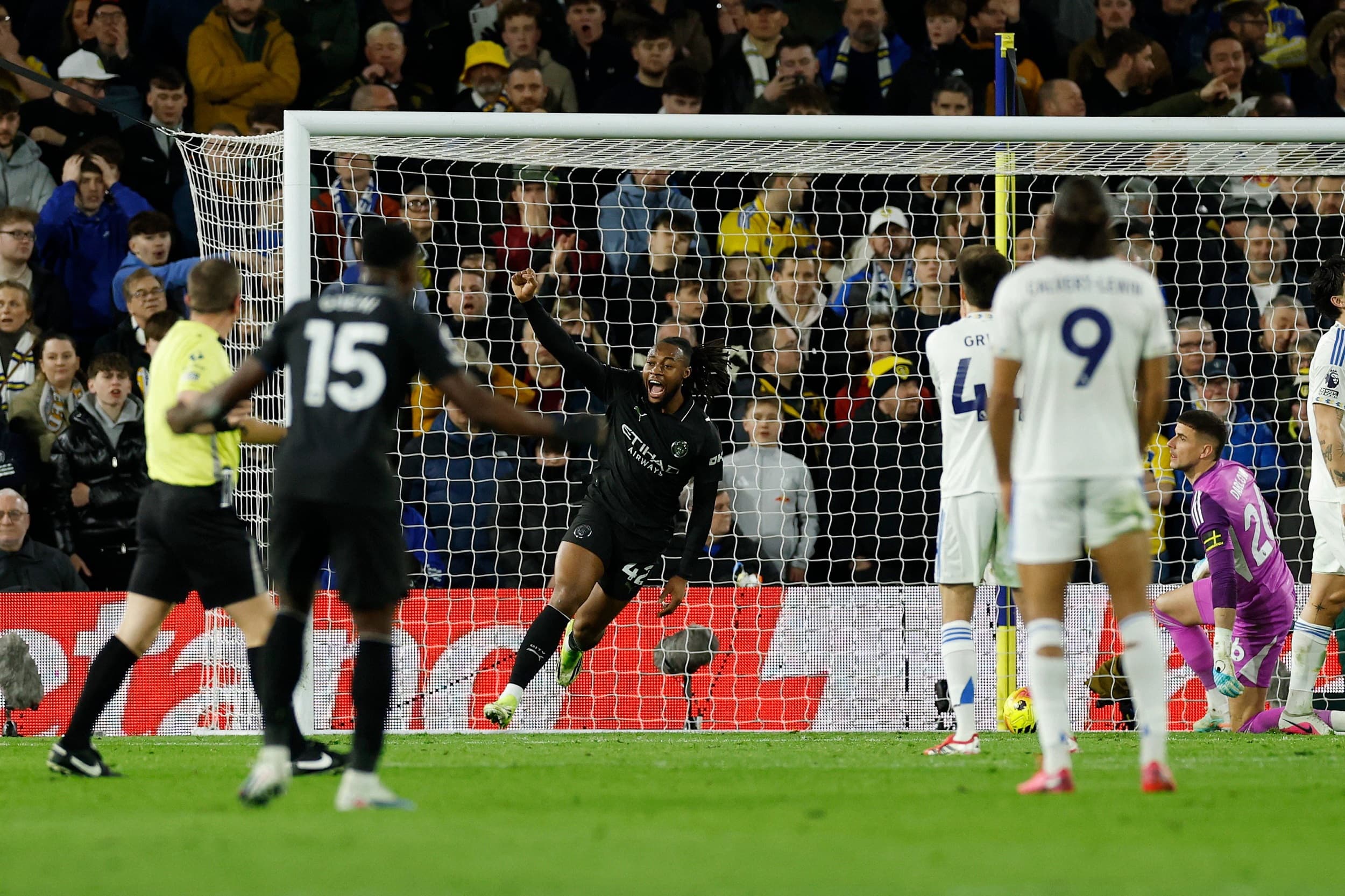 Hasil Liga Inggris: Man City Dekati Arsenal setelah Menang Tipis Atas Leeds, Liverpool Jebol West Ham 5 Gol