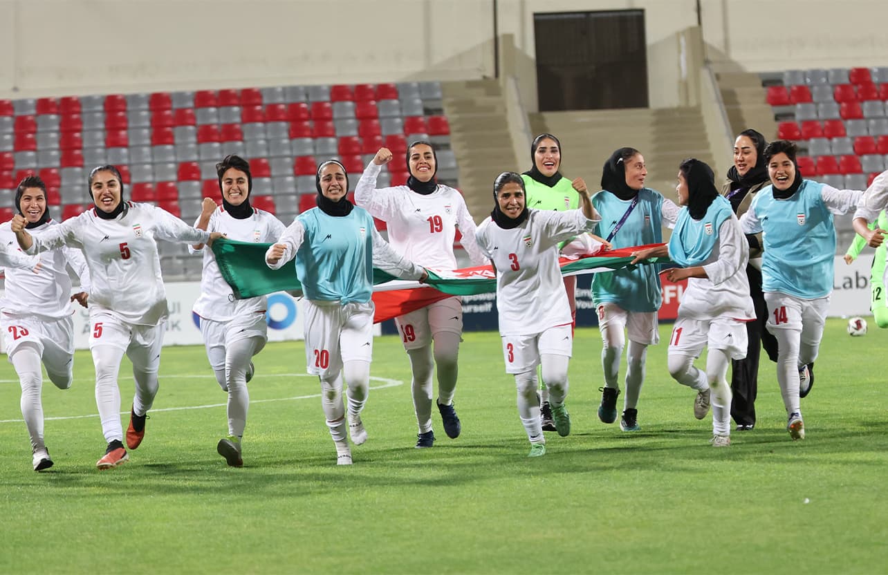 Pemain Timnas Putri Iran Bungkam Saat Lagu Kebangsaan Jelang Laga Lawan Korea Selatan