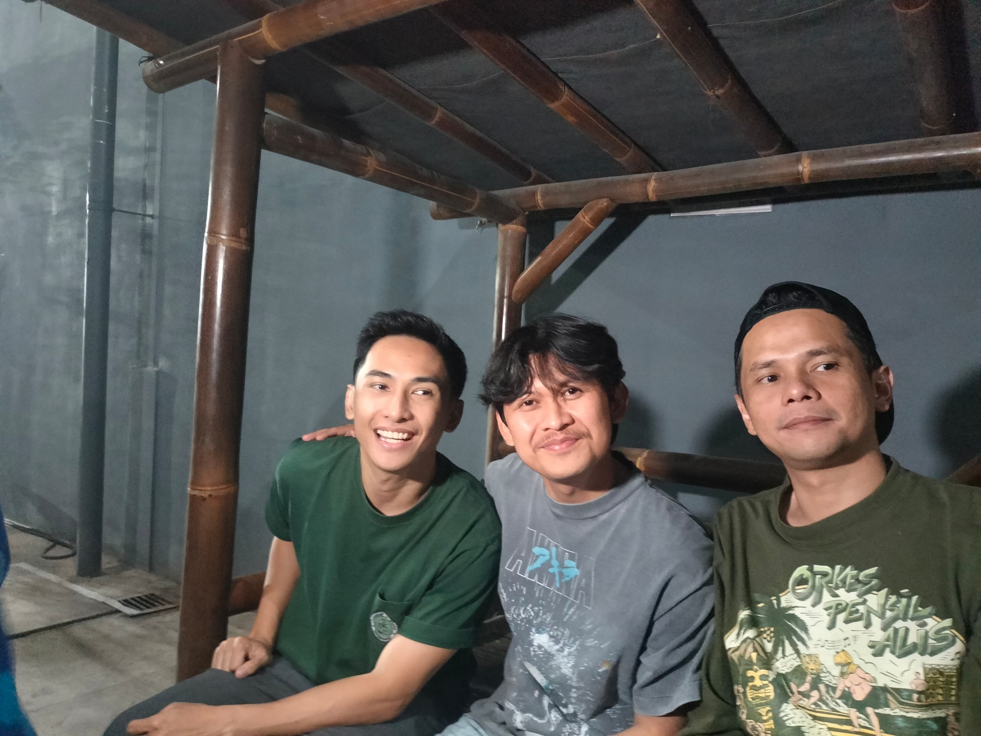 TRANS7 Hadirkan Wajah Baru Pas Buka FM, Padukan Komedi Studio dan Segmen Berbagi Outdoor