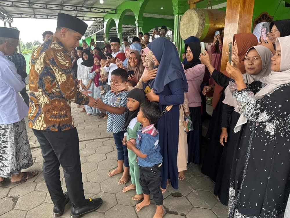 Jalin Silaturahmi dengan Ketua PCNU Karanganyar, Wapres Gibran Bahas Isu Strategis Nasional hingga Perang Iran