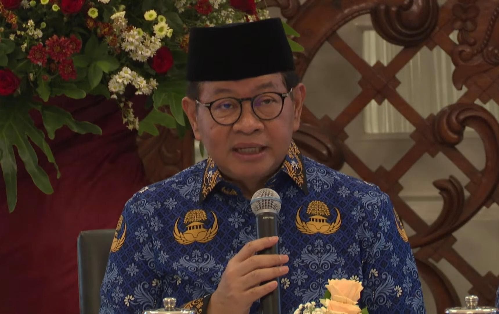 Pramono Marah Tumpukan Sampah Menggunung di Muara Angke, Minta Pembersihan Dilakukan Rutin